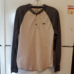Hollister Gray and Cream Long Sleeve Tee Shirt Size M